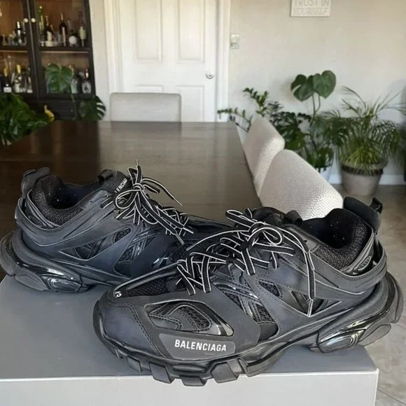 Size 10 Balenciaga Track Triple Black Balenciaga | Shoes | Balenciaga Track Triple Black Size  main image 4